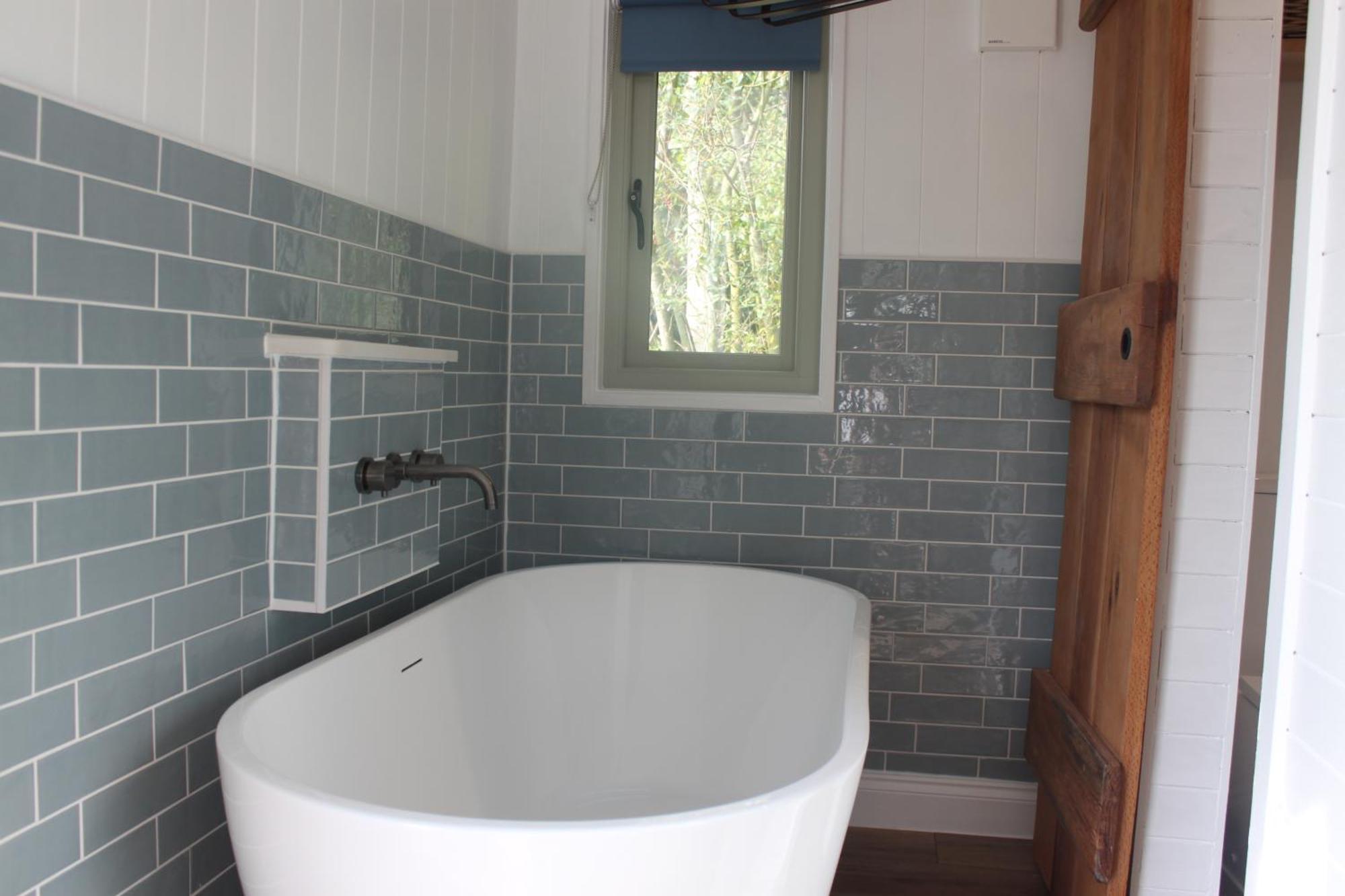 Luxury Shepherds Hut - The Foxglove By The Campsite Stillingfleet
